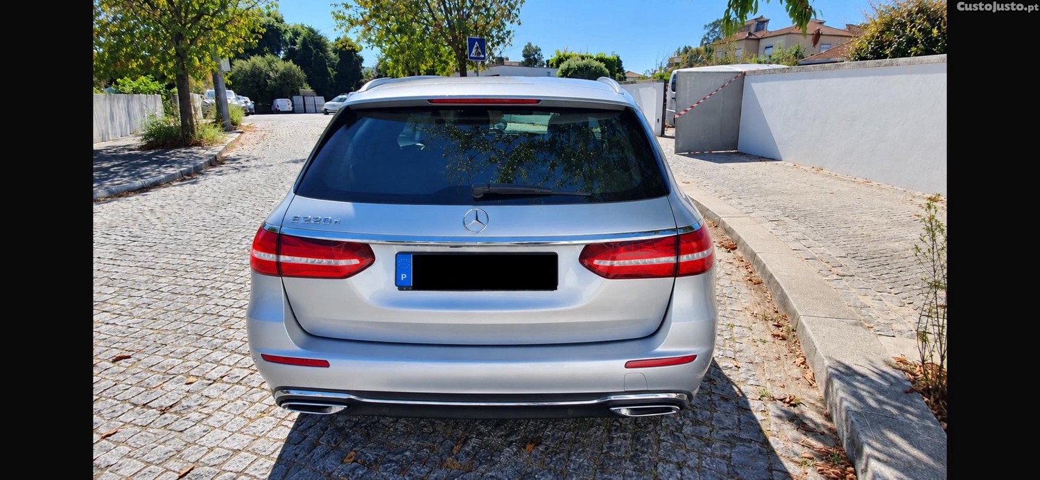 Mercedes-Benz E 220 E220d - 18 — photo 5