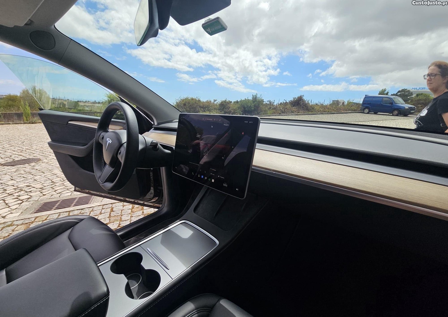Tesla Model Y Long Range Tração Integral - 23 — photo 3