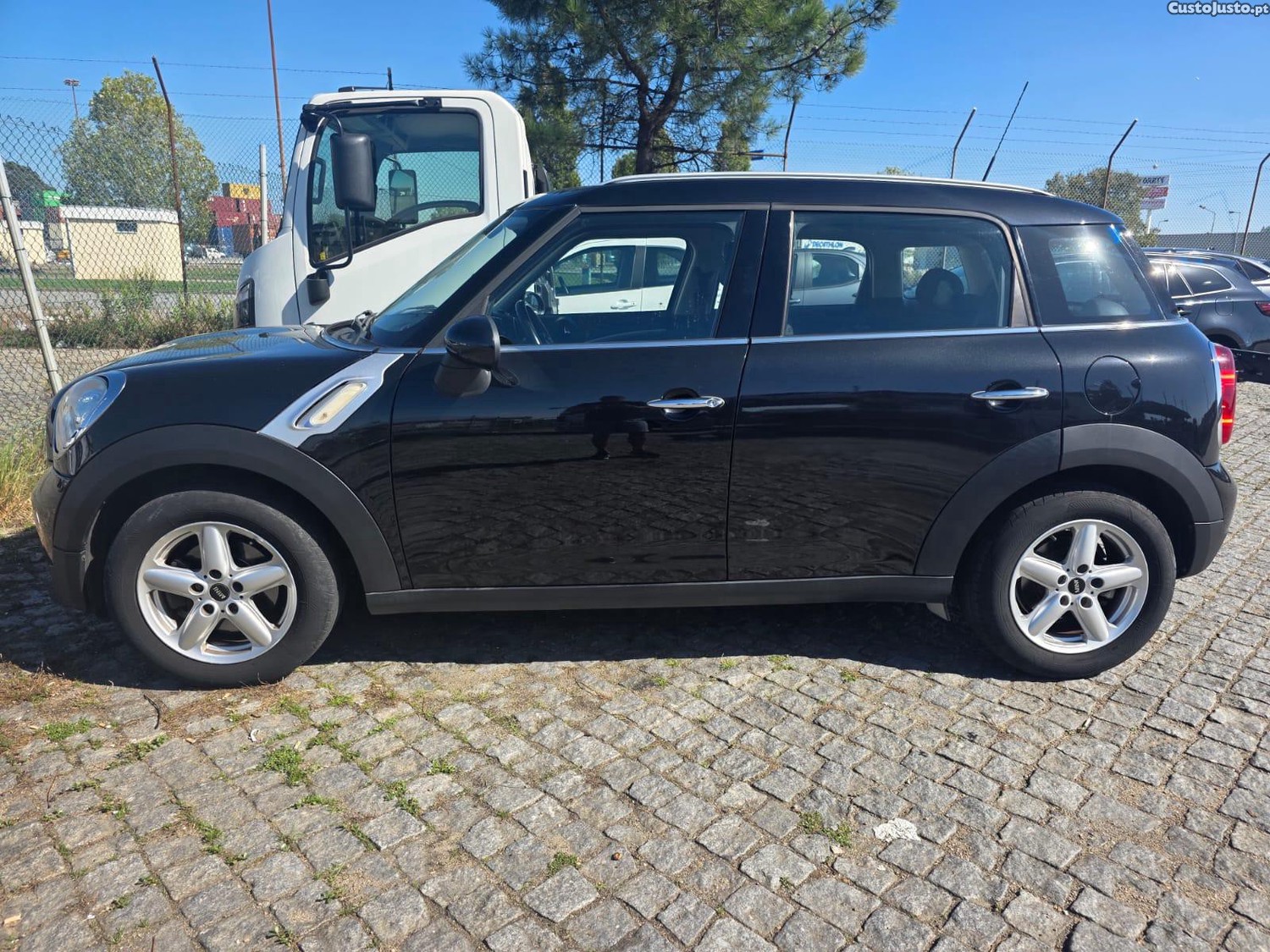 MINI Countryman One D - 13 — photo 2