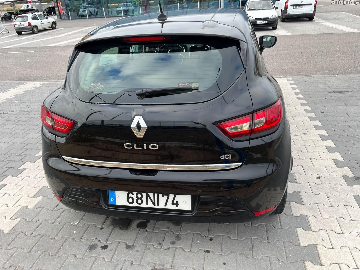 Renault Clio 1.5 dci - 12 — photo 3