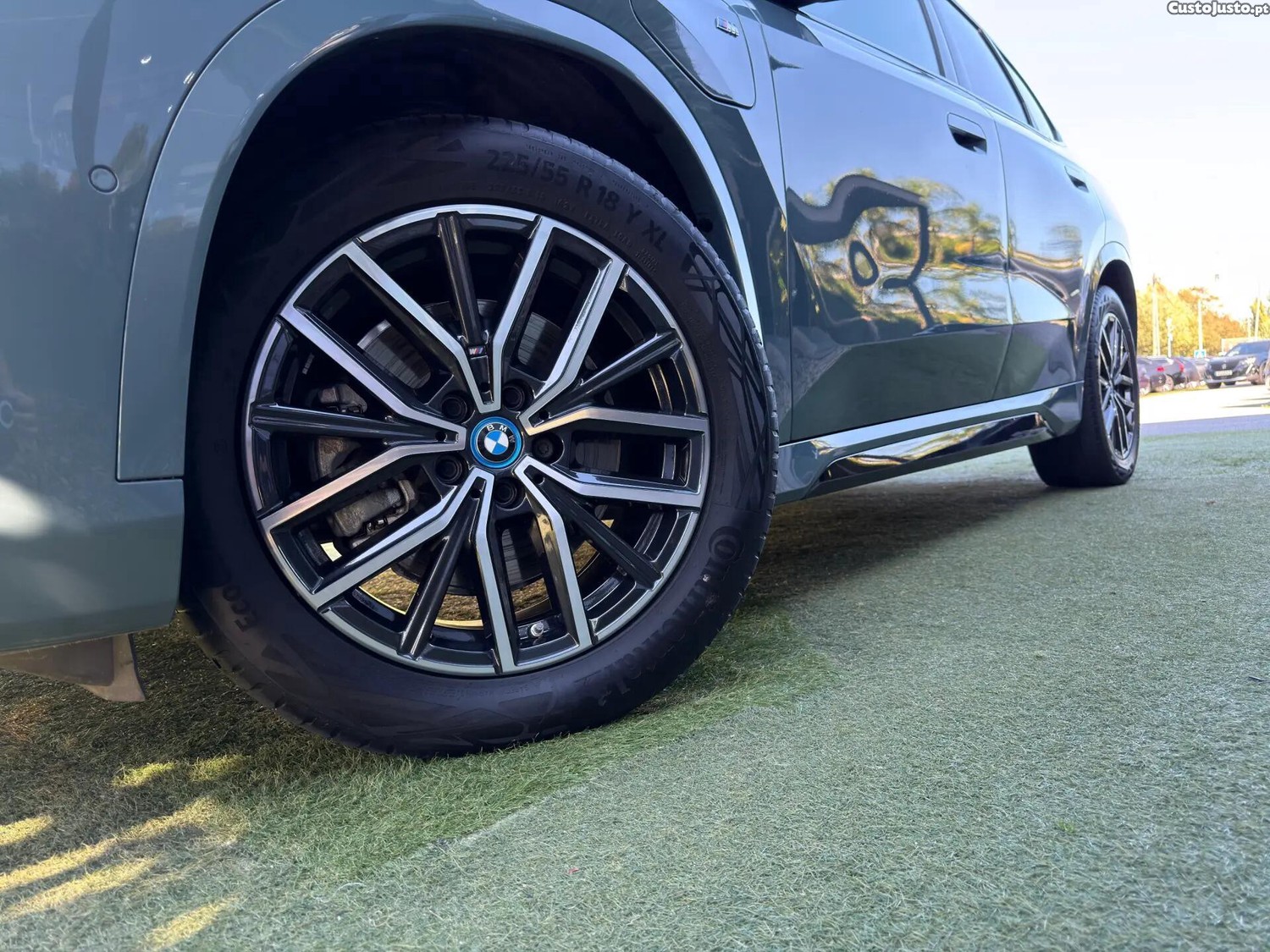 BMW X1 xDrive25e Pack Desportivo M - 25 — photo 4