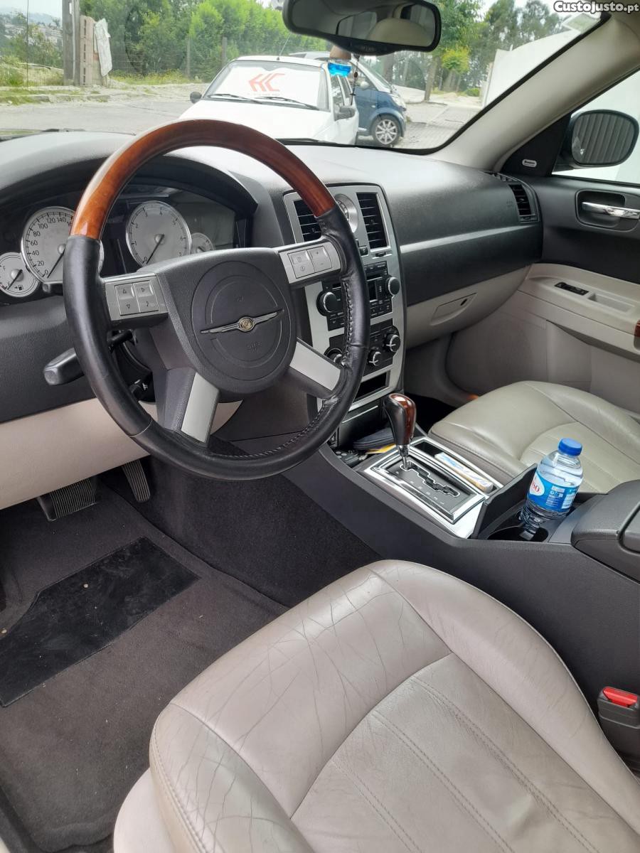 Chrysler 300 C 2.7 V6 — fotografia 3