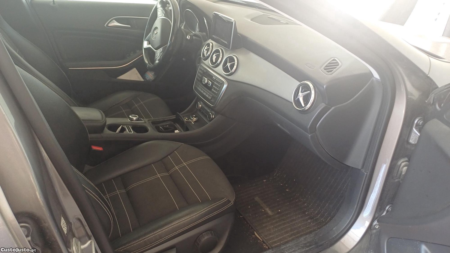 Mercedes-Benz CLA 200 Suv — fotografia 6