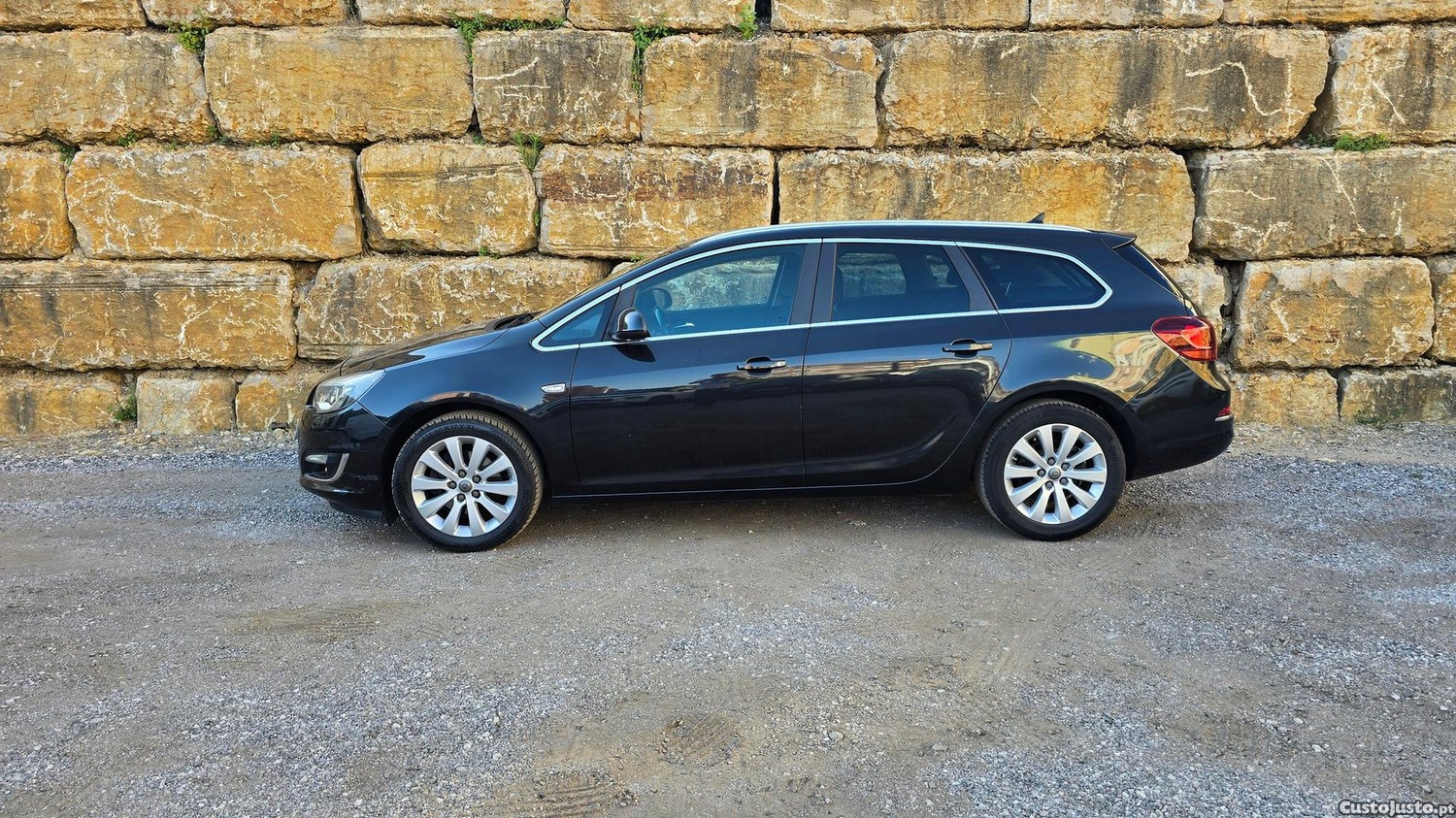 Opel Astra Sports Tourer 1.6 CDTI Ecotec Edition S/S — fotografia 28