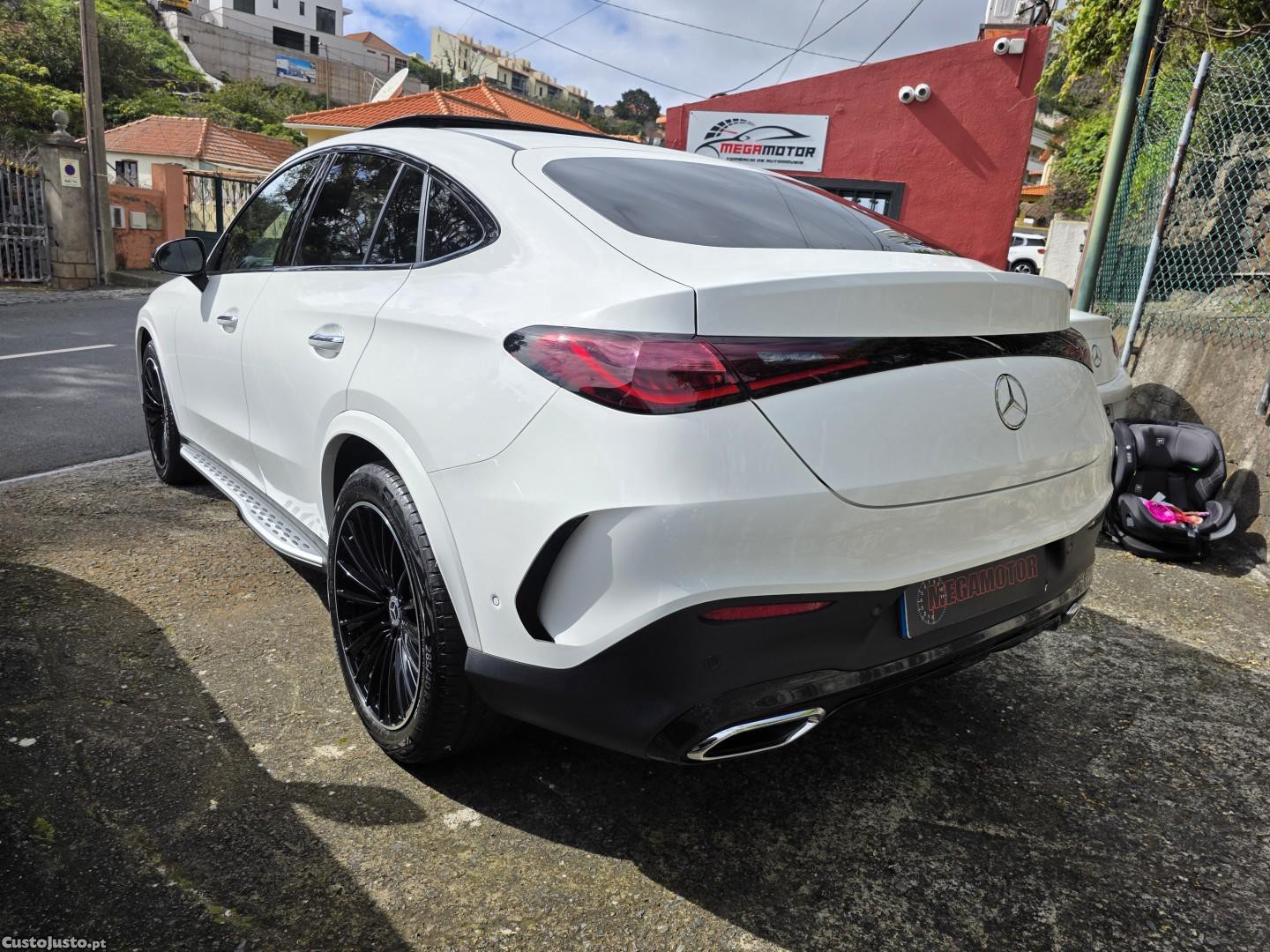 Mercedes-Benz GLC 220 d 4Matic 9G-TRONIC Edition AMG Line - 24 — photo 4