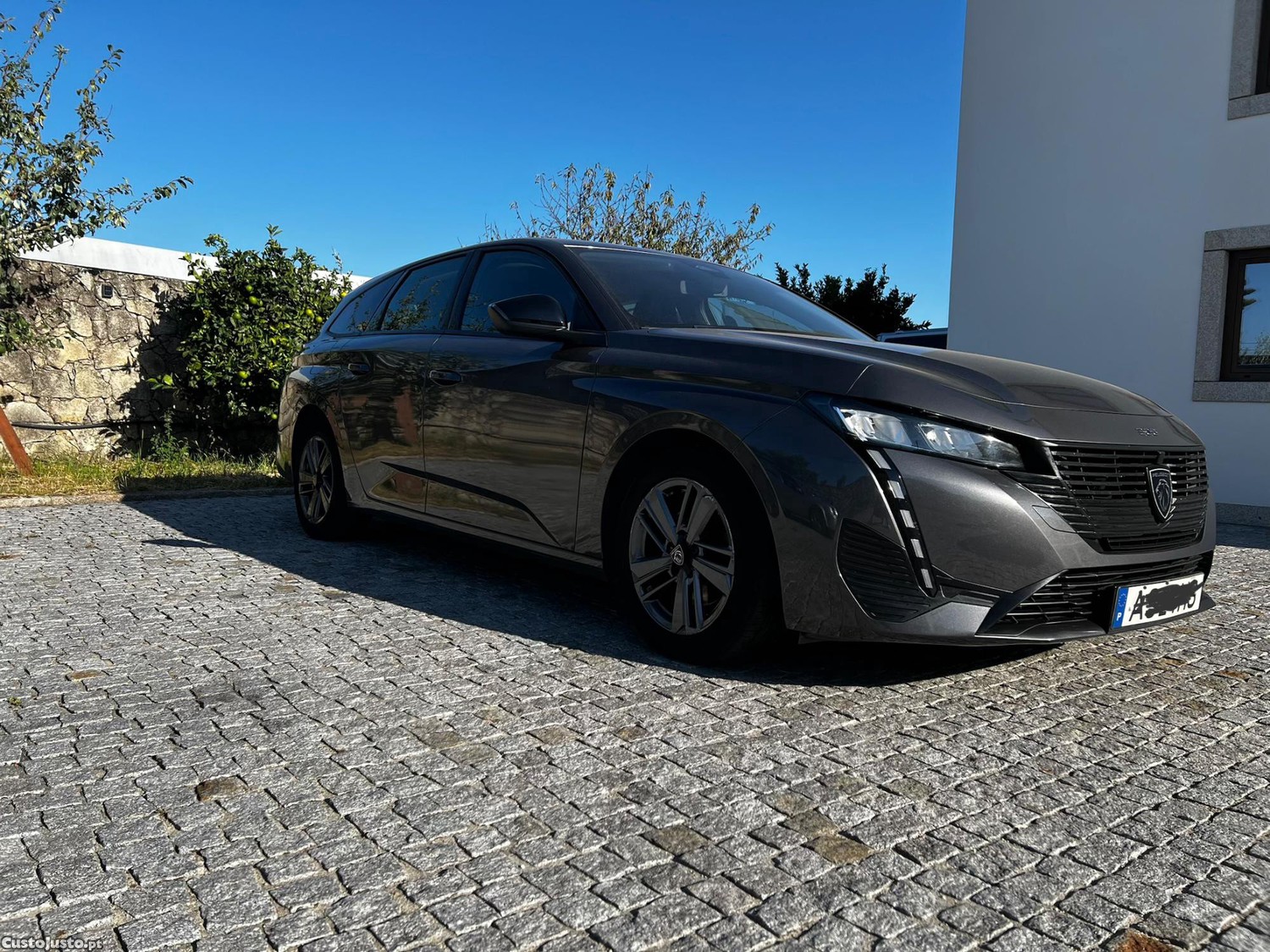Peugeot 308 SW bluehdi - 22 — photo 2