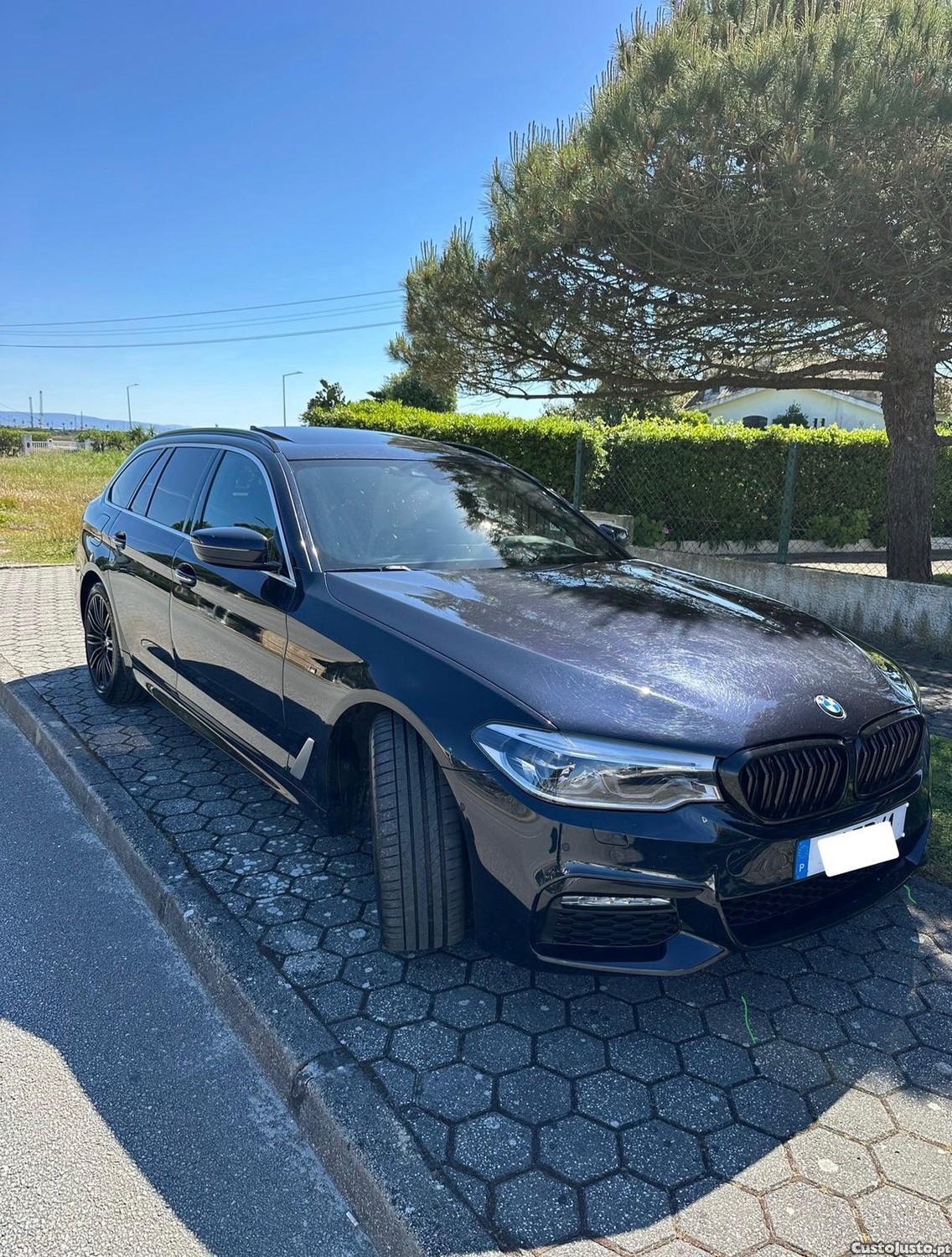 BMW 520 520D Touring M - 17 — photo 2