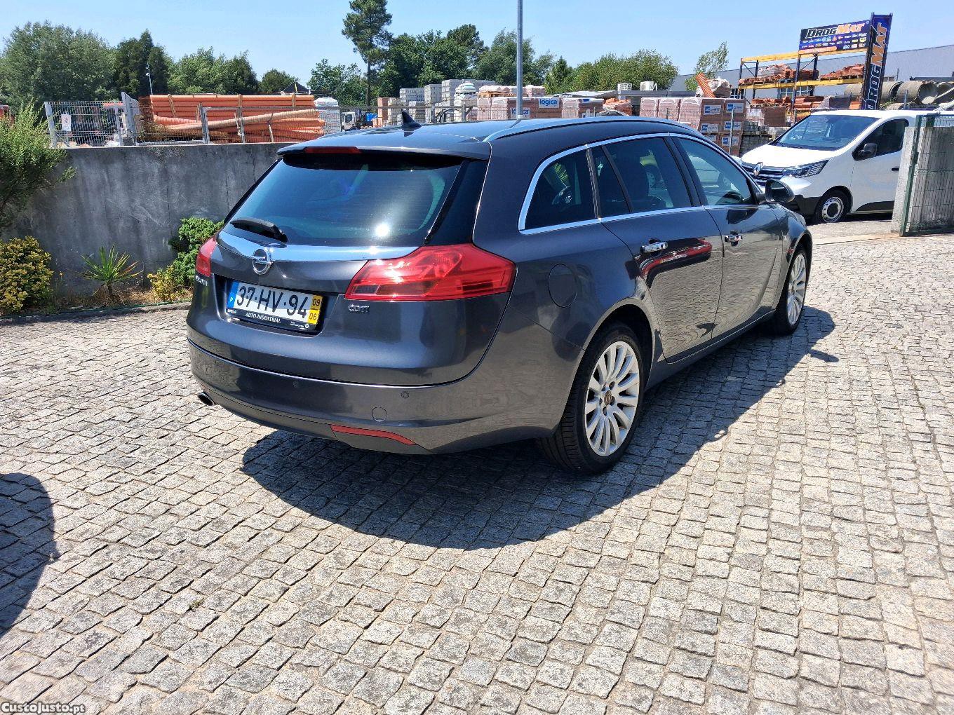 Opel Insignia Xenon Gps full extras — photo 3