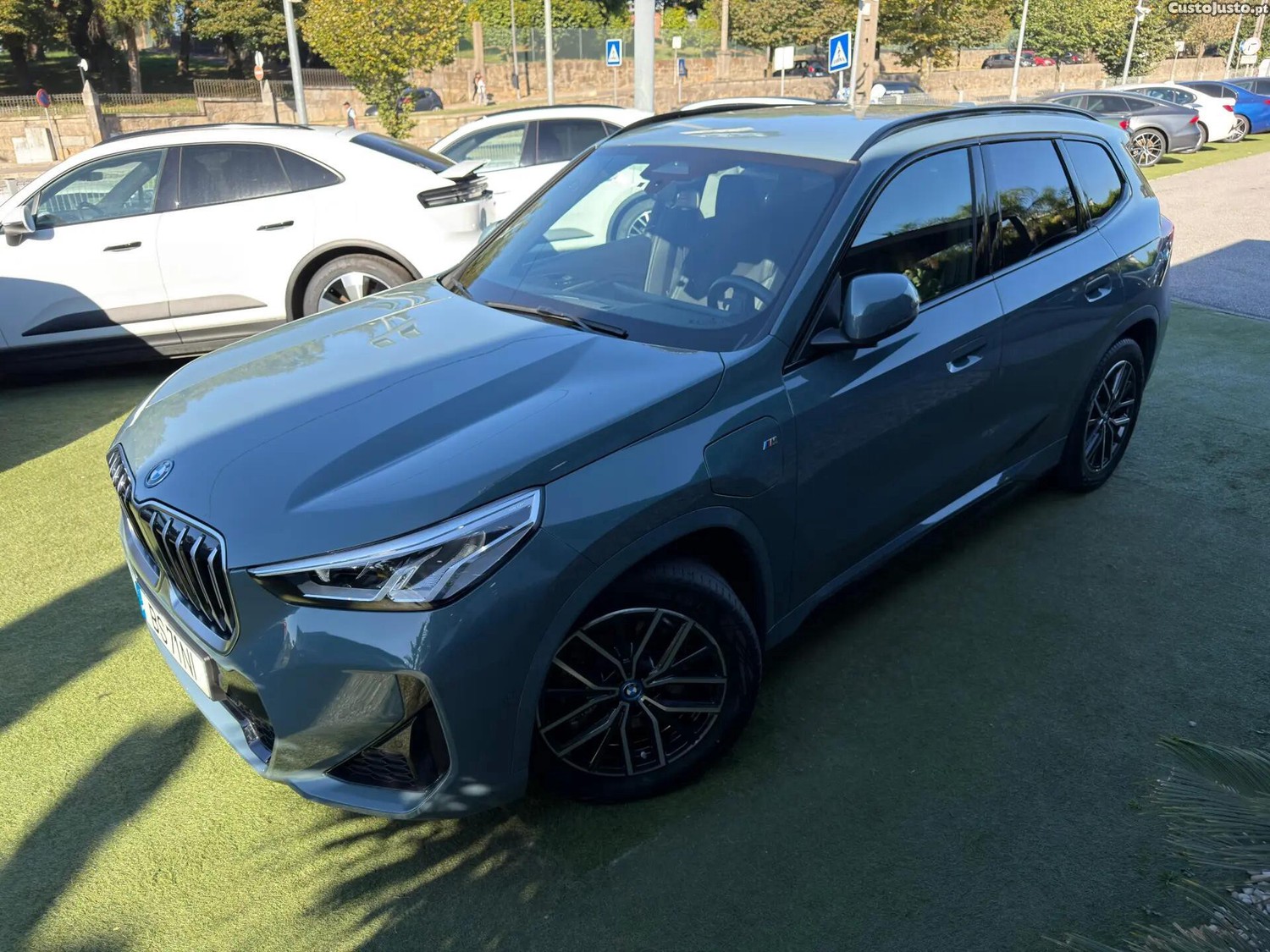 BMW X1 xDrive25e Pack Desportivo M - 25 — photo 5
