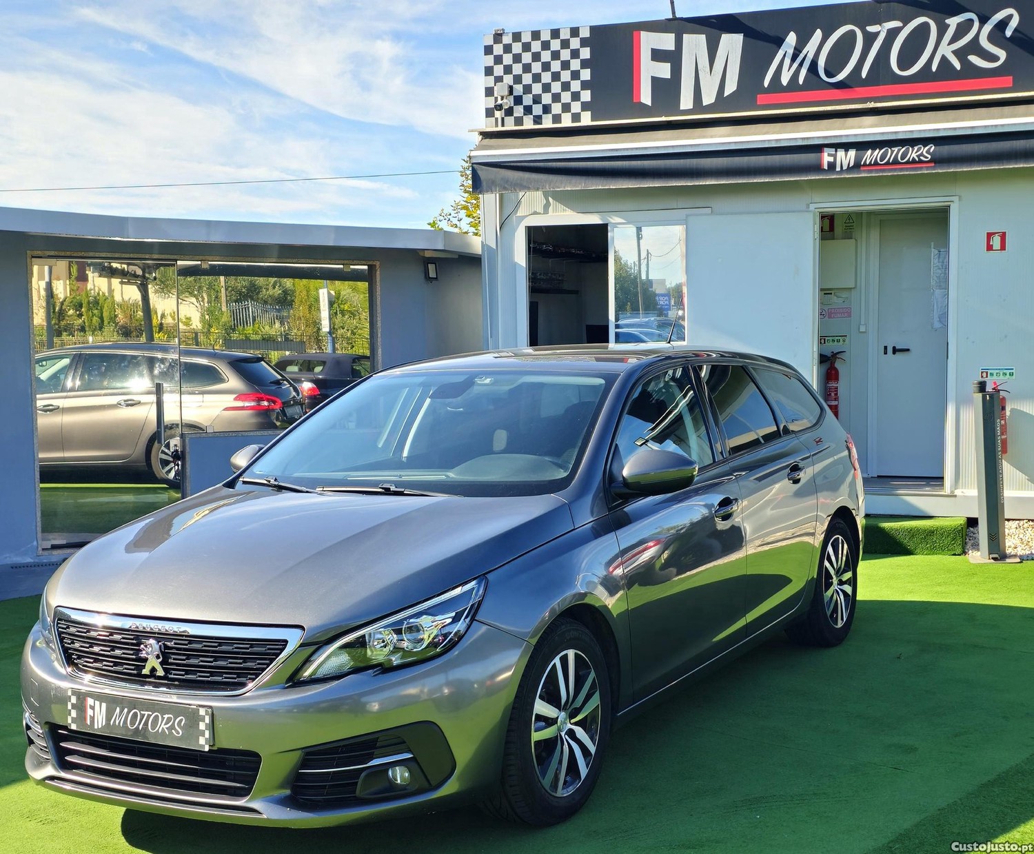 Peugeot 308 SW 1.5 BlueHdi Style - 19 — photo 2
