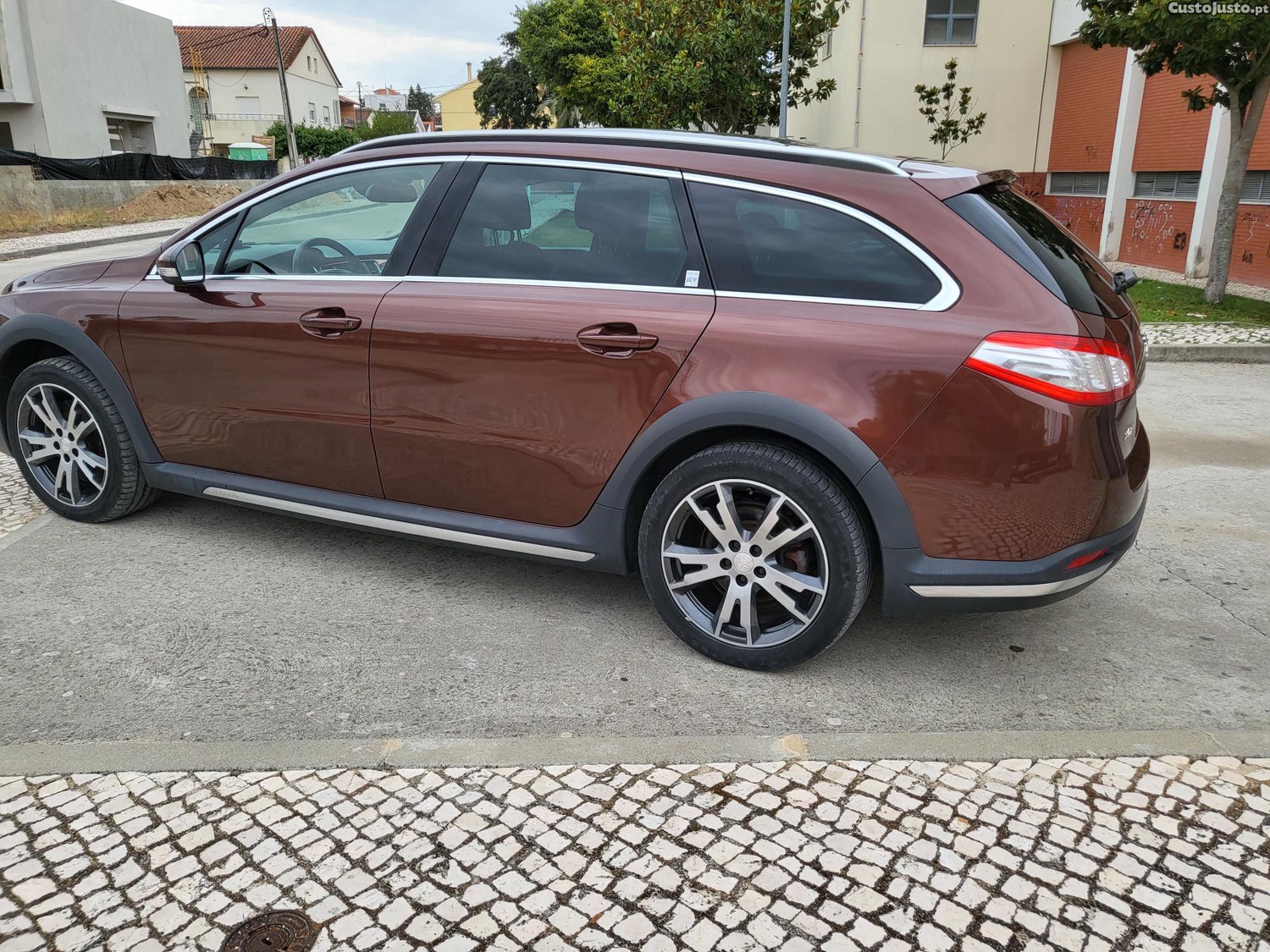 Peugeot 508 RXH 2.O HDI Hybrid 4 — fotografia 10