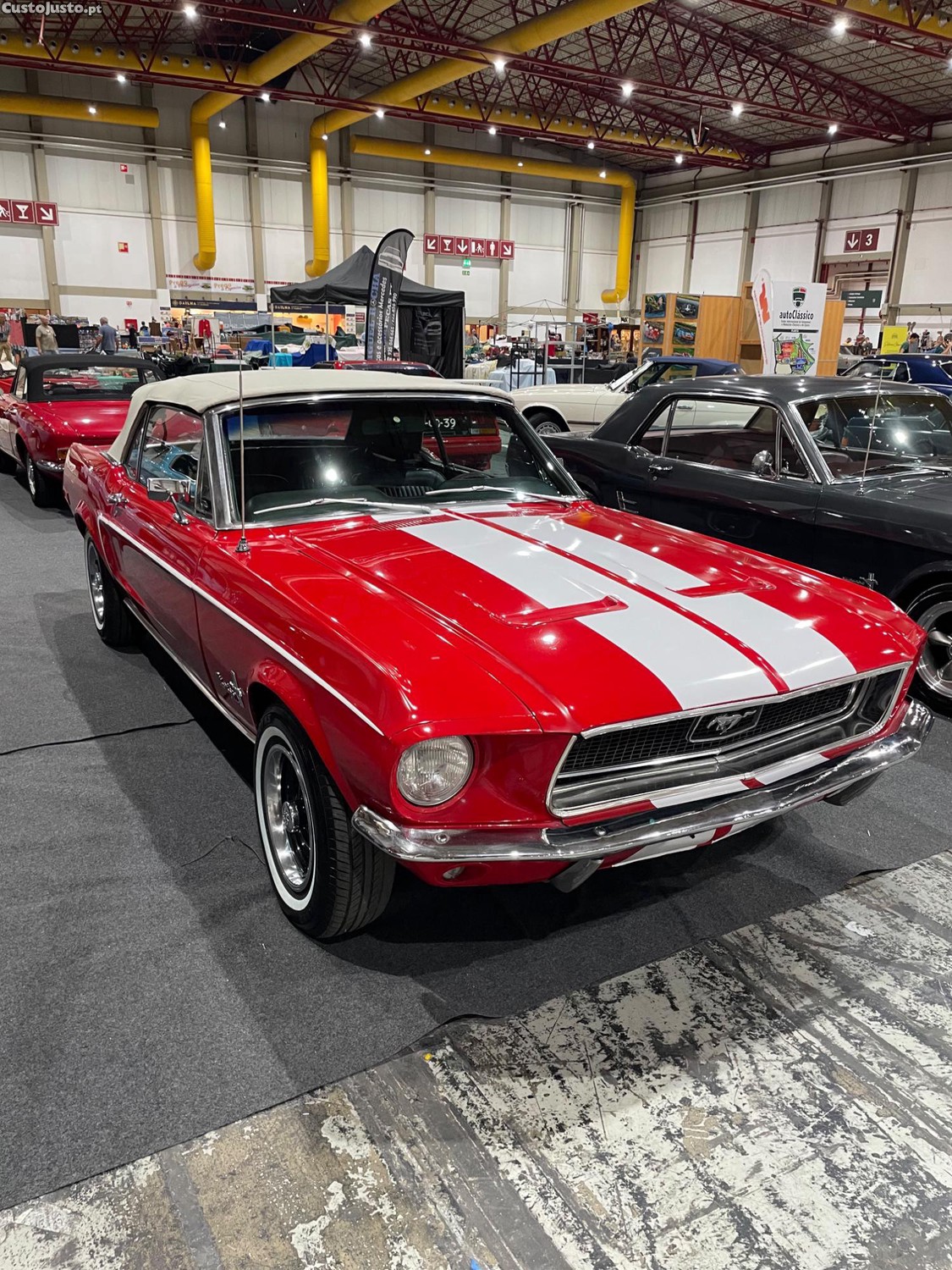 Ford Mustang V8 Cabrio — photo 4