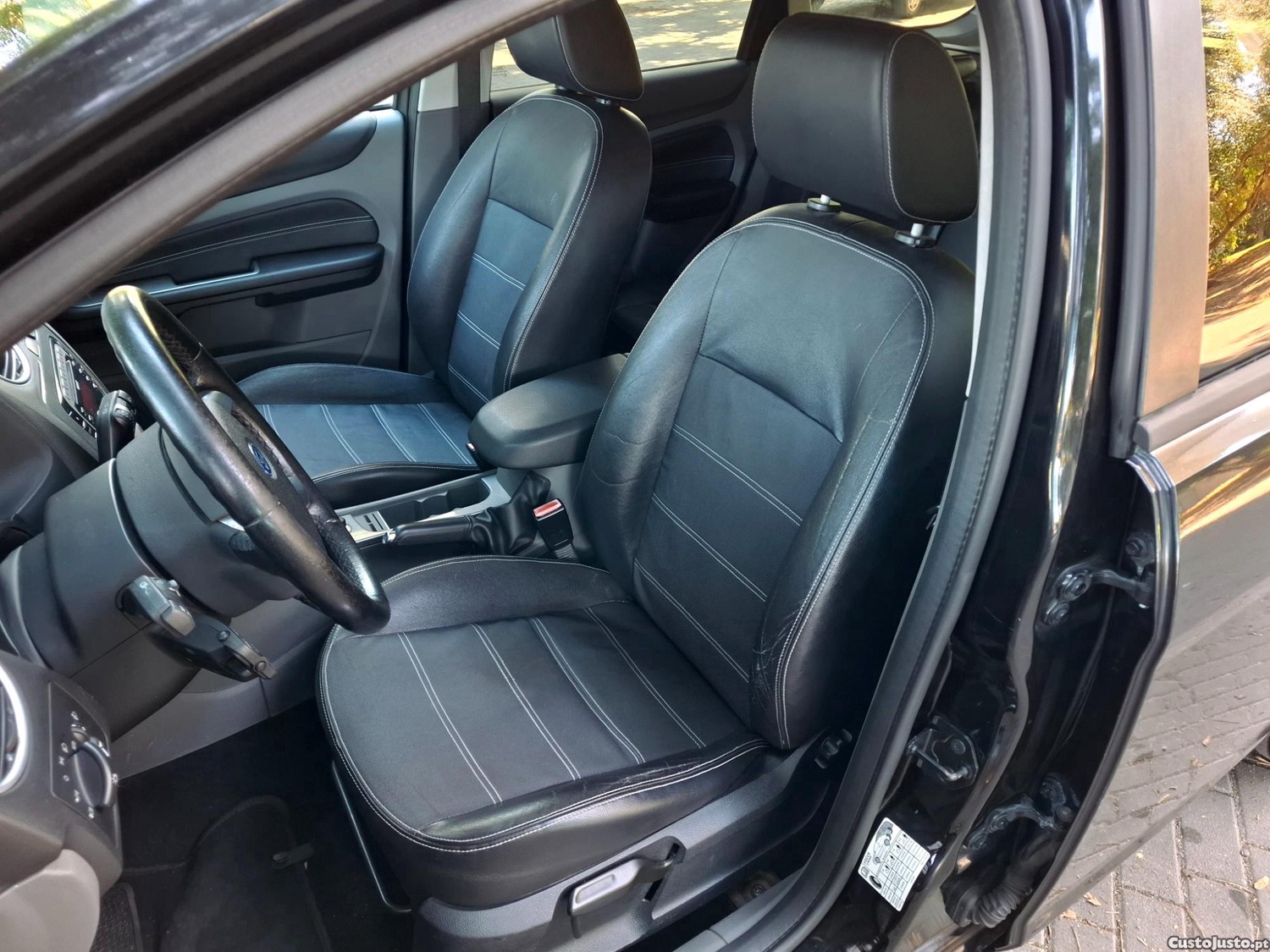 Ford Focus 1.6 tdci Titanium - 09 — photo 5