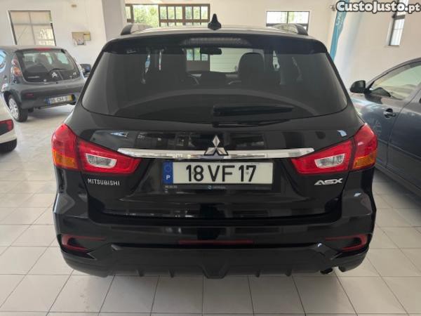 Mitsubishi ASX 1.6 DI-D INSTYLE - 18 foto 4