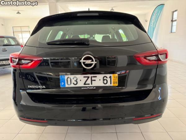 Opel Insignia Sports Tourer - 19 foto 4