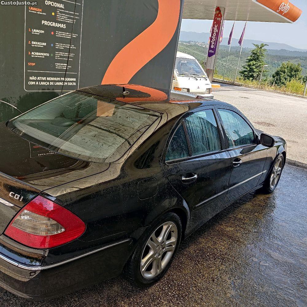 Mercedes-Benz E 220 W211Avangard — fotografia 4