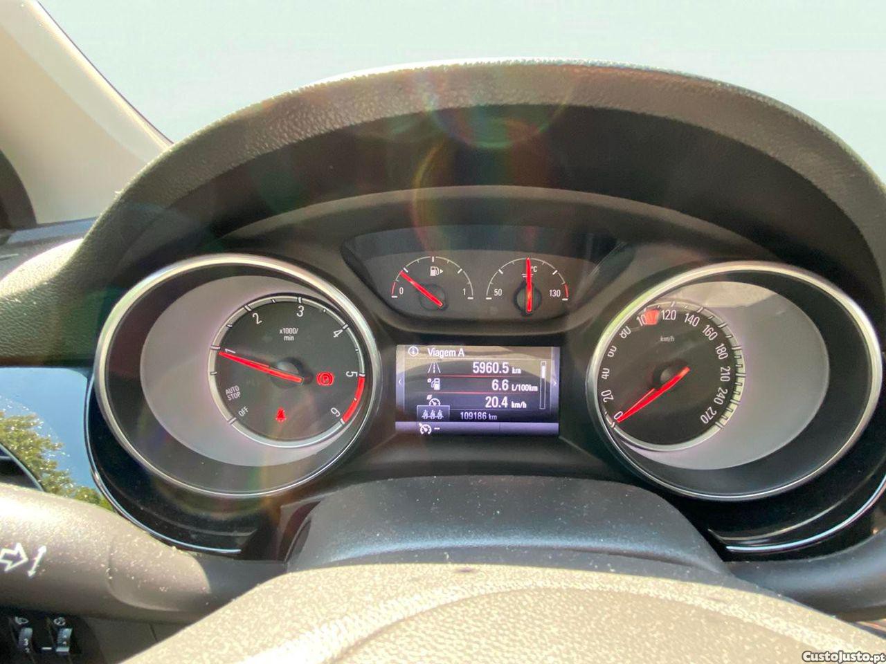 Opel Astra Sports Tourer 1.6 CDTI Innovation S/S — fotografia 10