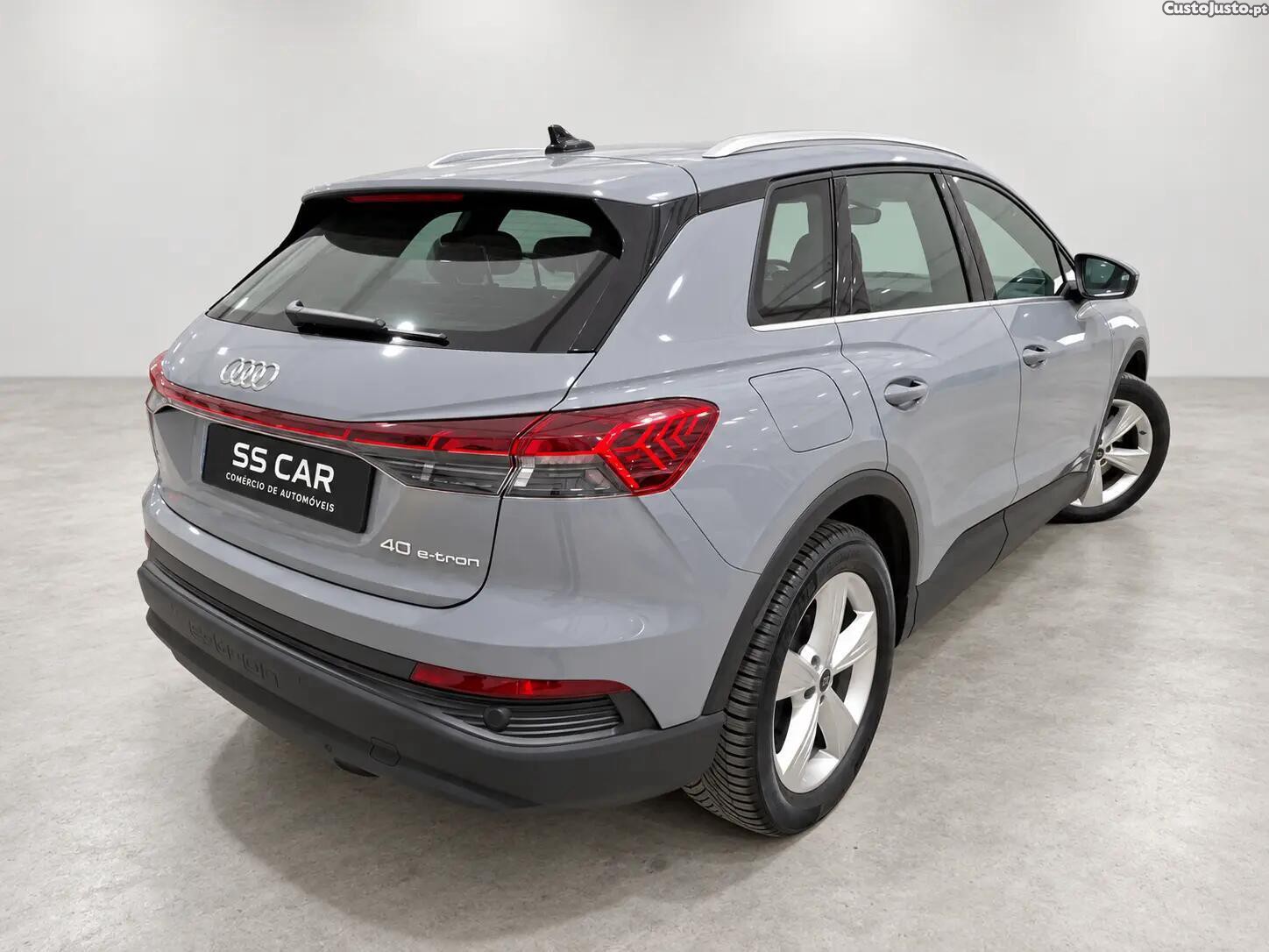 Audi Q4 40 82 kWH - 23 — photo 2