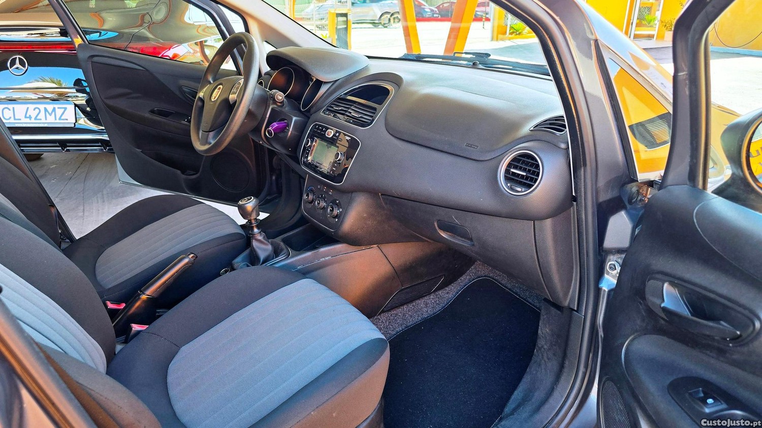 Fiat Punto 1.2 Lounge S&S — fotografia 5