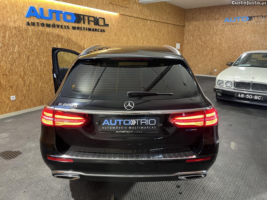 Mercedes-Benz E 220 d T 9G-TRONIC Avantg — fotografia 21