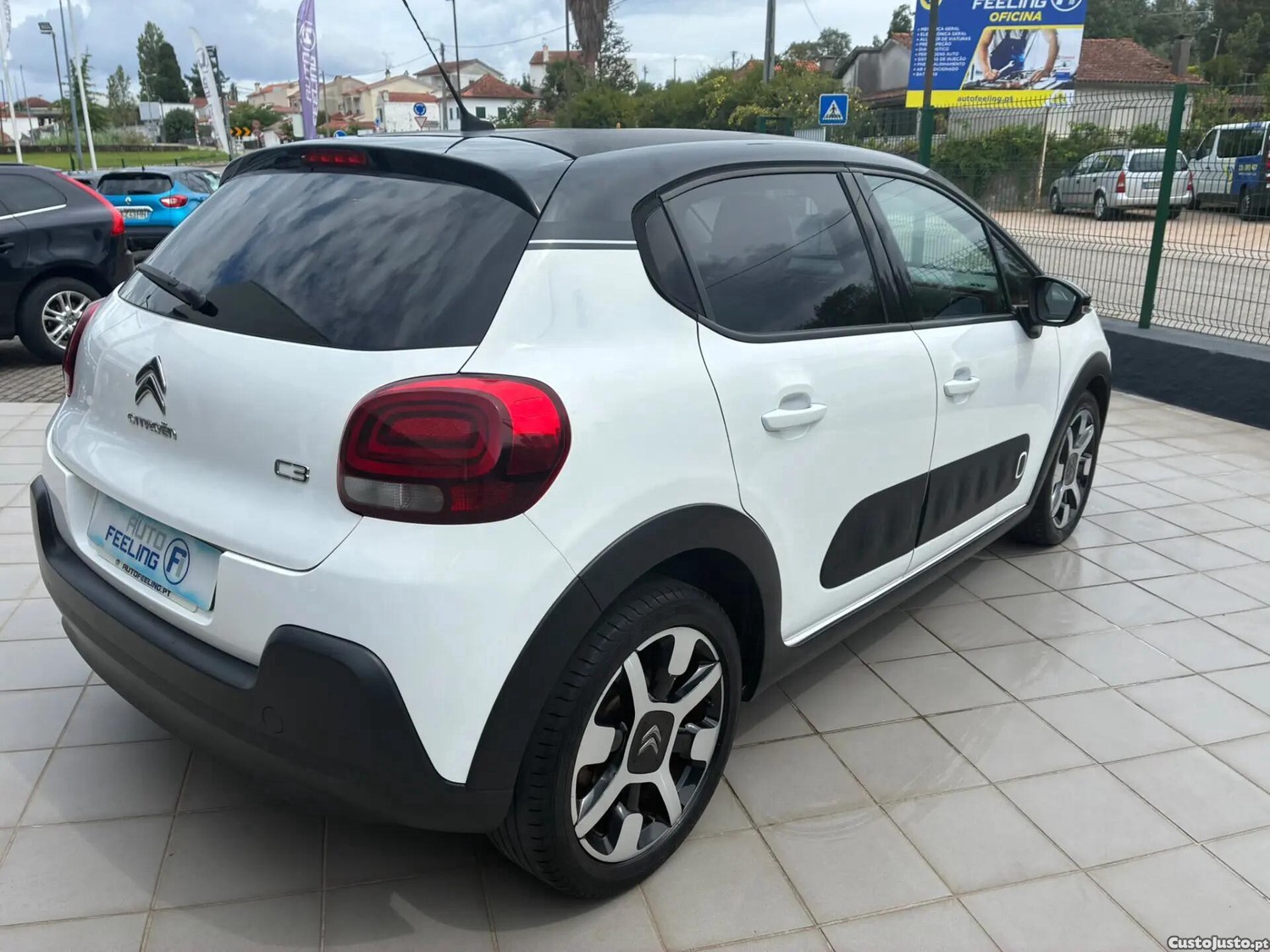 Citroën C3 1.5 BlueHDi Shine - 19 — photo 3