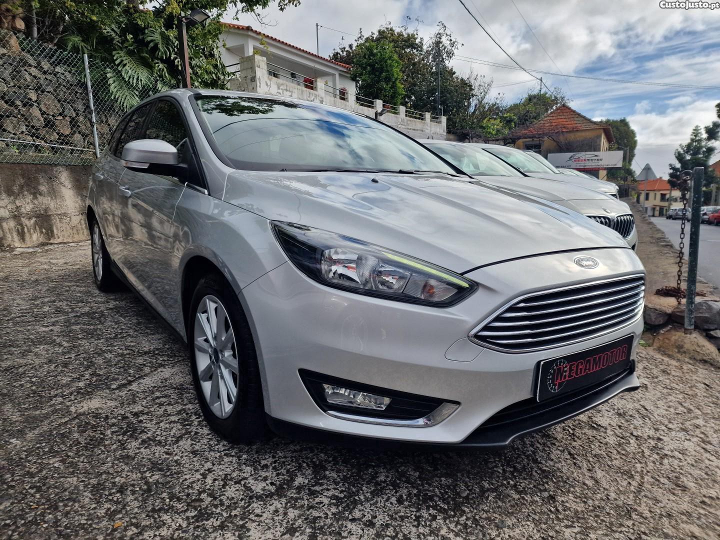 Ford Focus 1.0 EcoBoost Business - 18 — photo 2