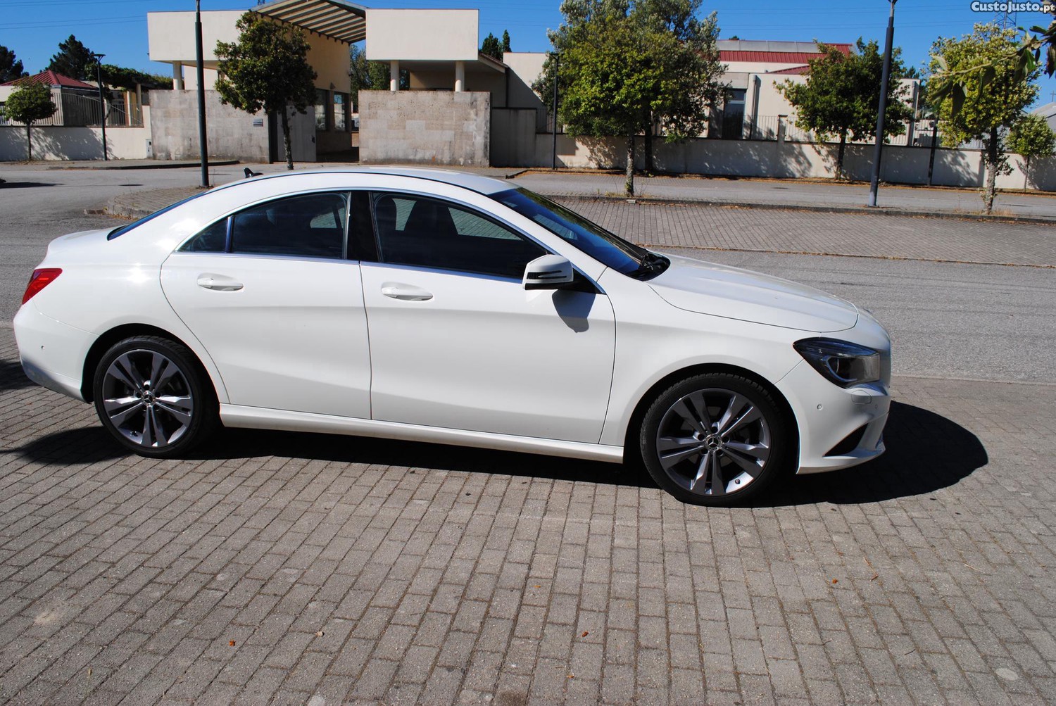 Mercedes-Benz CLA 200 Cdi 136cv — fotografia 4