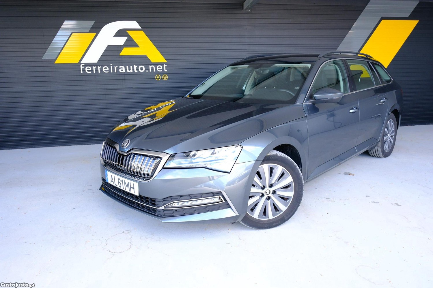 Skoda Superb 1.4 TSI iV Ambition DSG - 21 — photo 3
