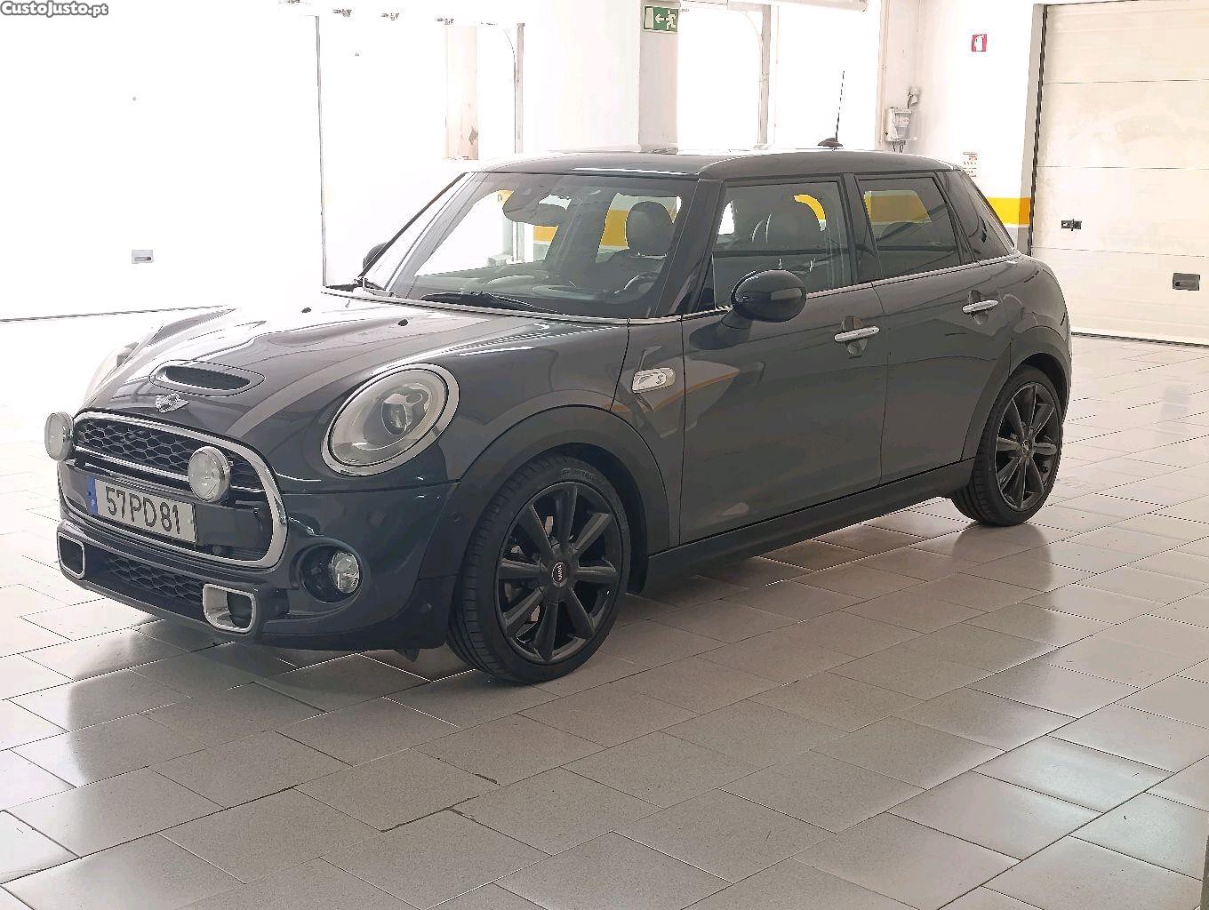 MINI Cooper SD 2.0 — photo 2