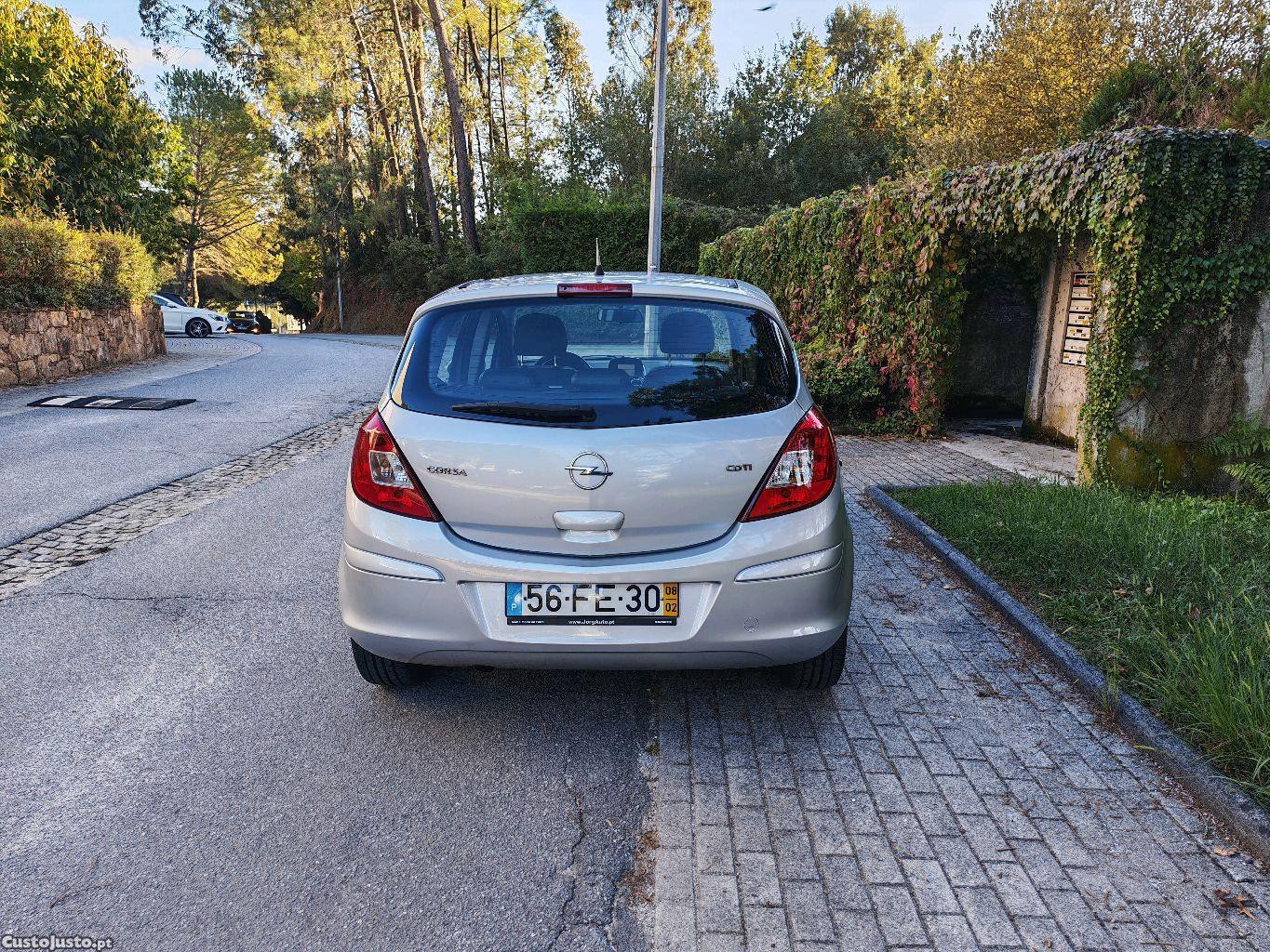 Opel Corsa 1.3 CDTI - 08 — photo 4