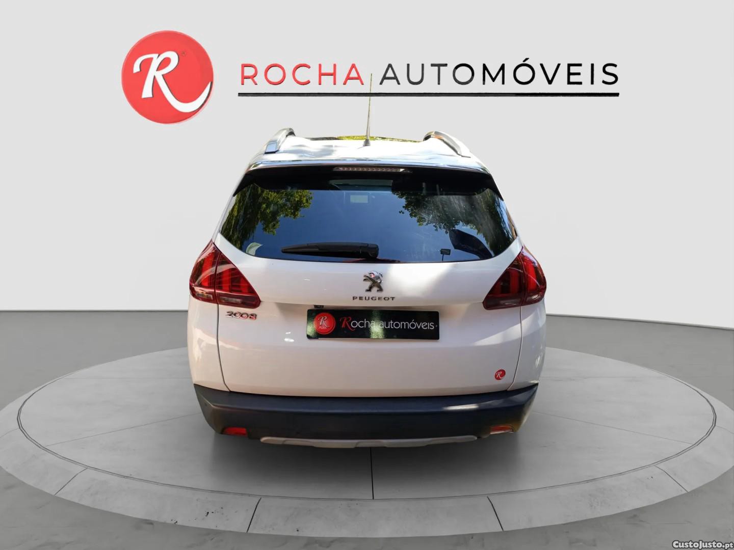 Peugeot 2008 1.2 PureTech Allure EAT6 - 17 — photo 5