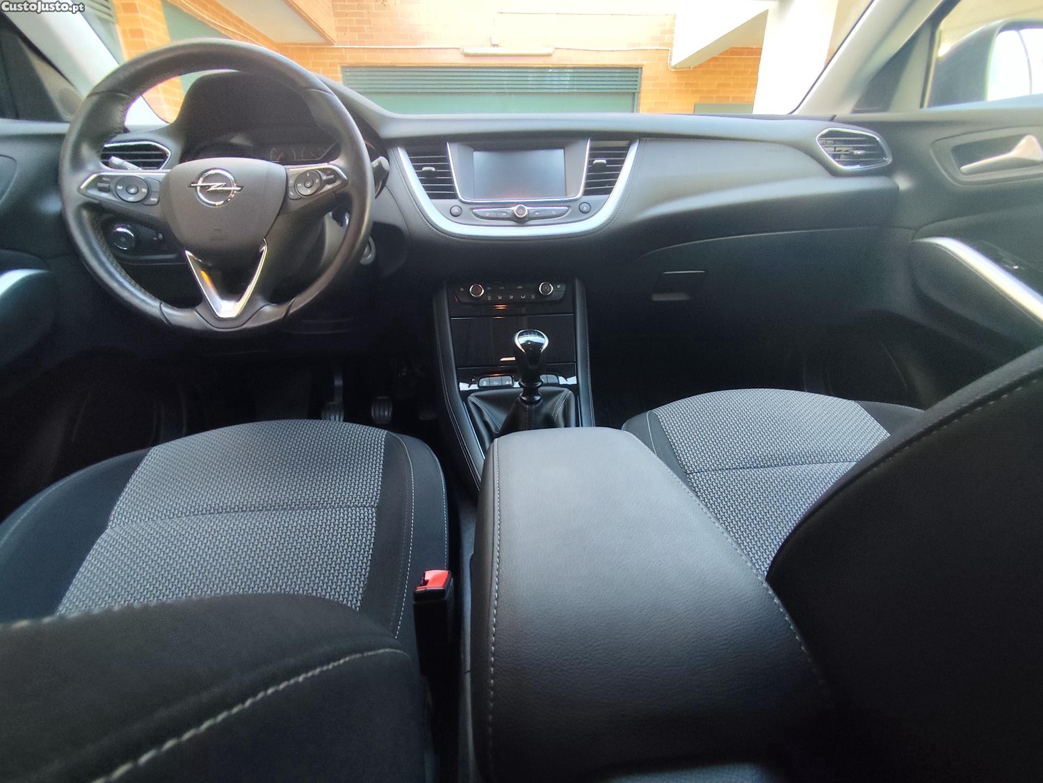 Opel Grandland X Suv - 18 — photo 3