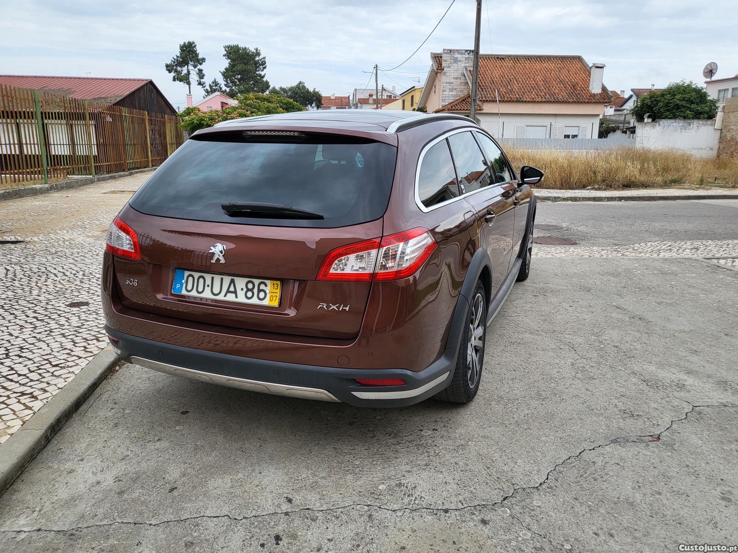 Peugeot 508 RXH 2.O HDI Hybrid 4 — fotografia 13