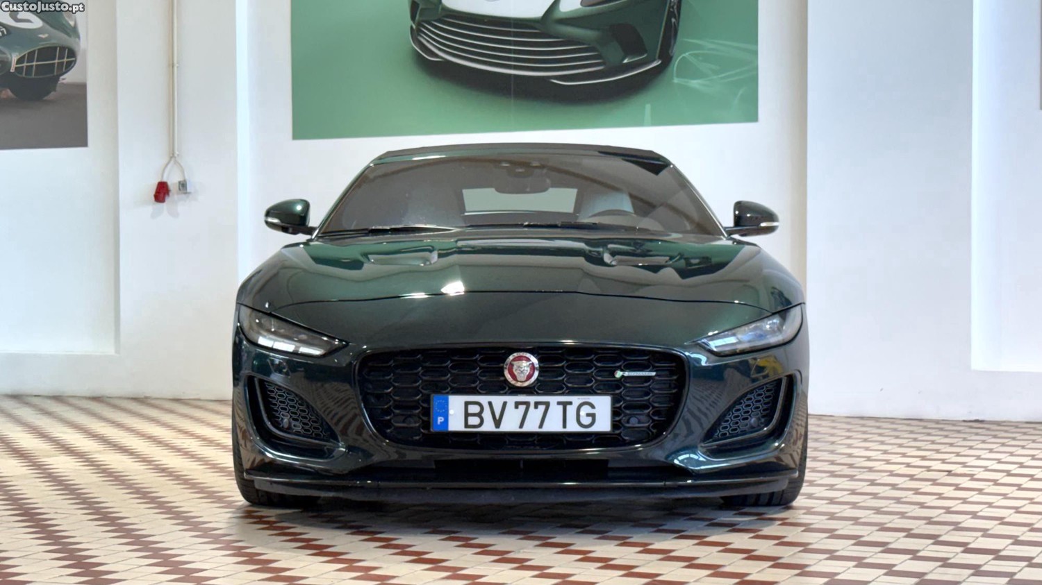 Jaguar F-Type R-Dynamic P300 Cabrio — photo 3