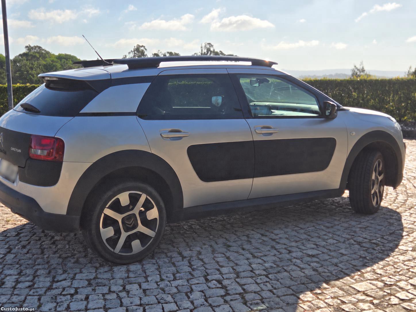 Citroën C4 Cactus - 18 — photo 3