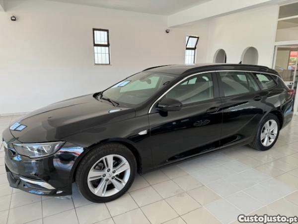 Opel Insignia Sports Tourer - 19 foto 2