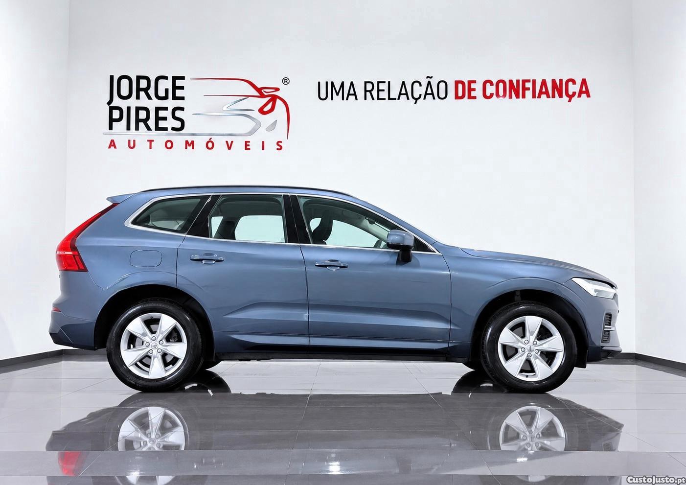 Volvo XC 60 2.0 B4 MOMENTUM 197 CV - NACIONAL - 112997 KM — fotografia 27