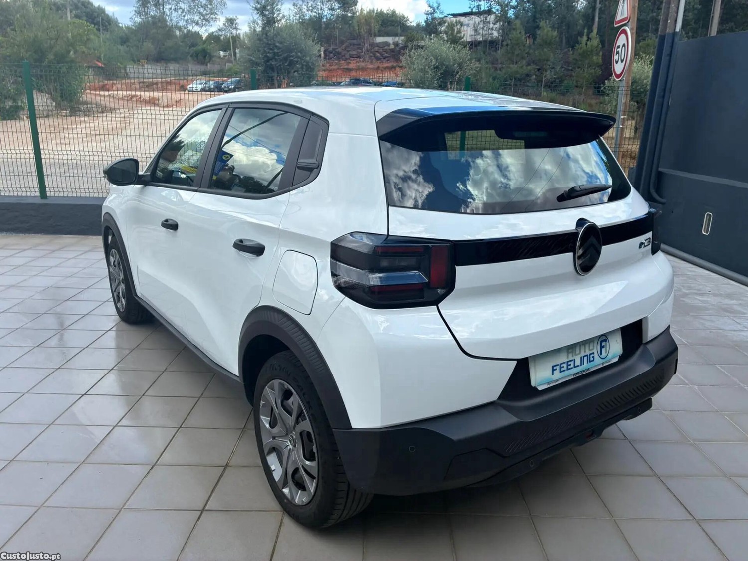Citroën e-C3 YOU - 25 — photo 2