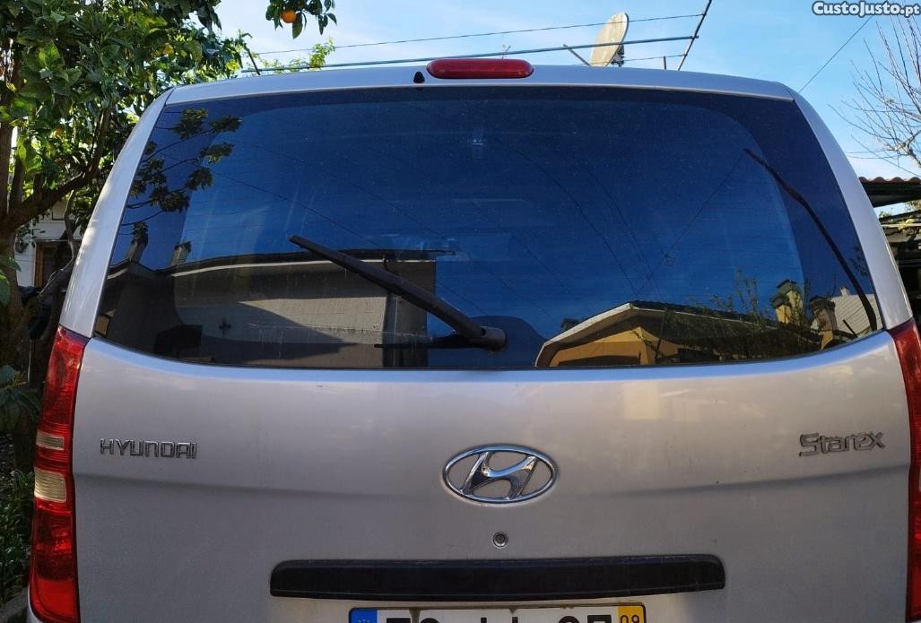 Hyundai H1 Starex — fotografia 2