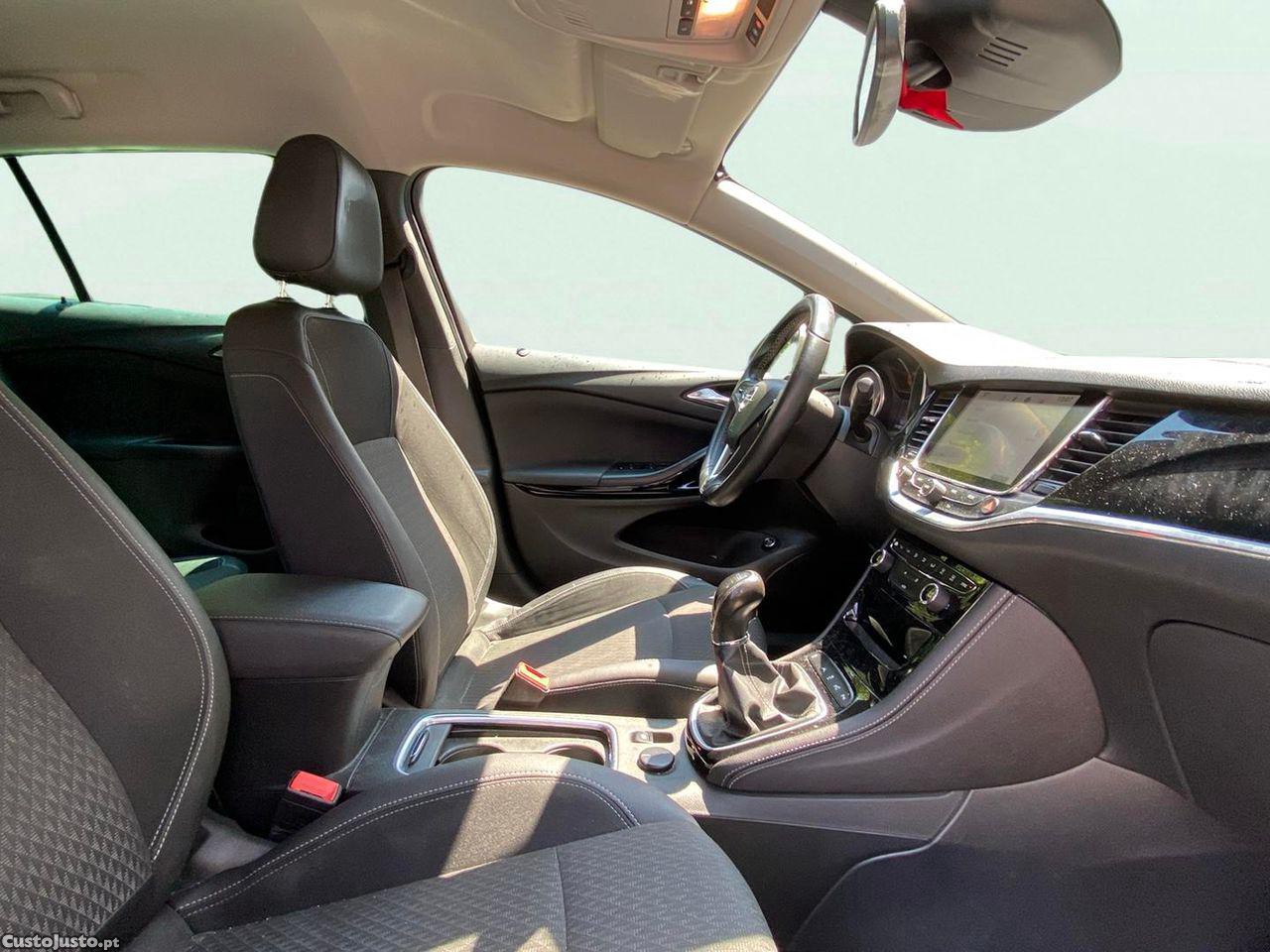 Opel Astra Sports Tourer 1.6 CDTI Innovation S/S — fotografia 7