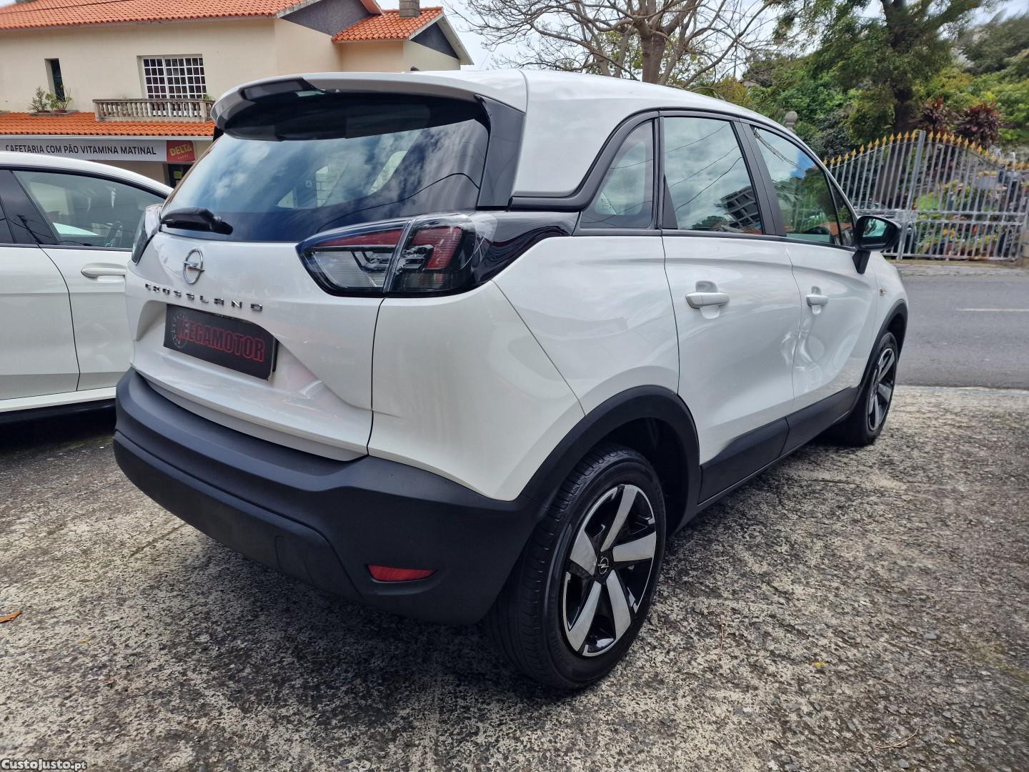 Opel Crossland 1.2 T Elegance - 22 — photo 3