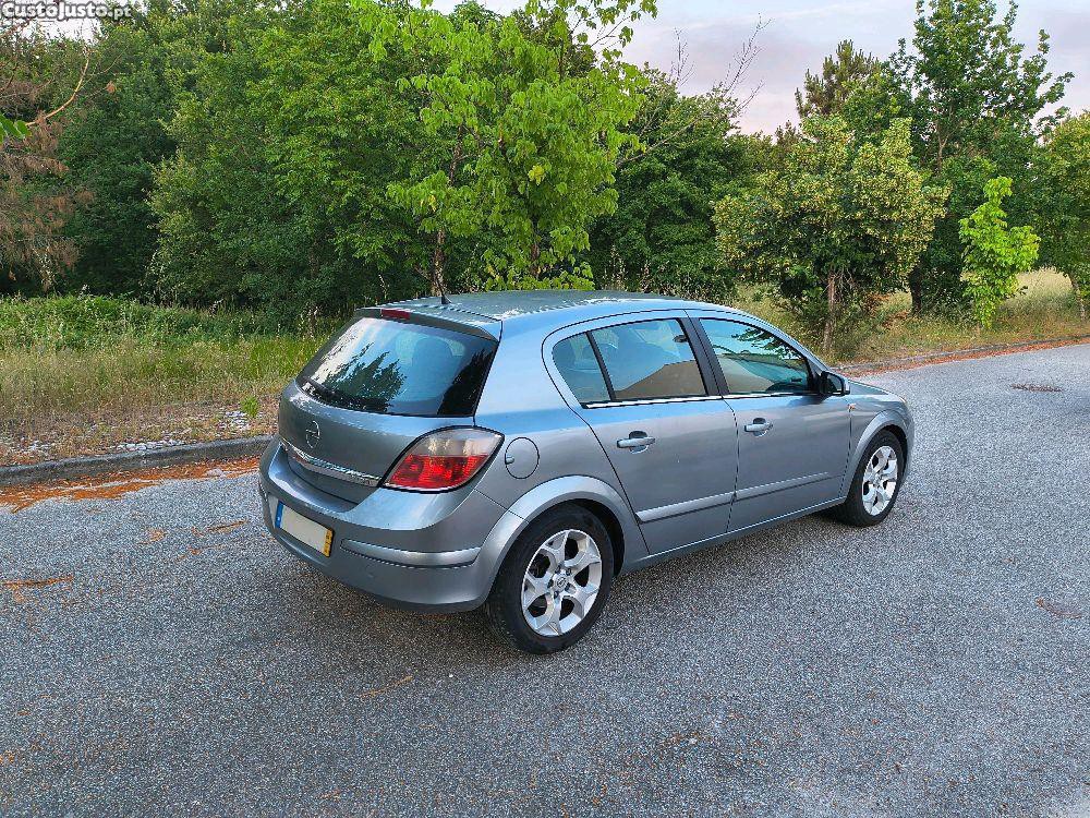 Opel Astra 1.7 cdti posso trocar - 04 — photo 2