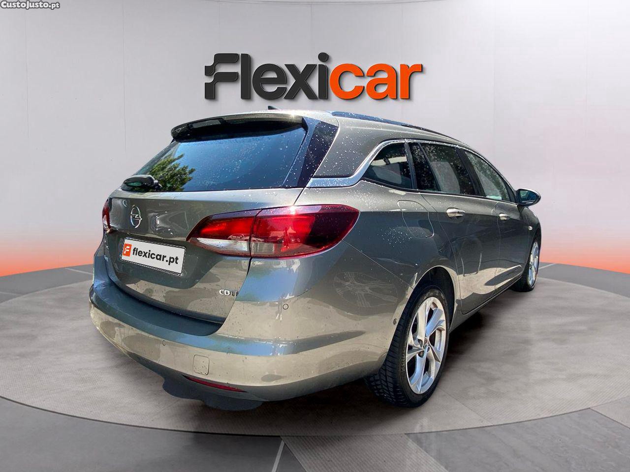 Opel Astra Sports Tourer 1.6 CDTI Innovation S/S — fotografia 16