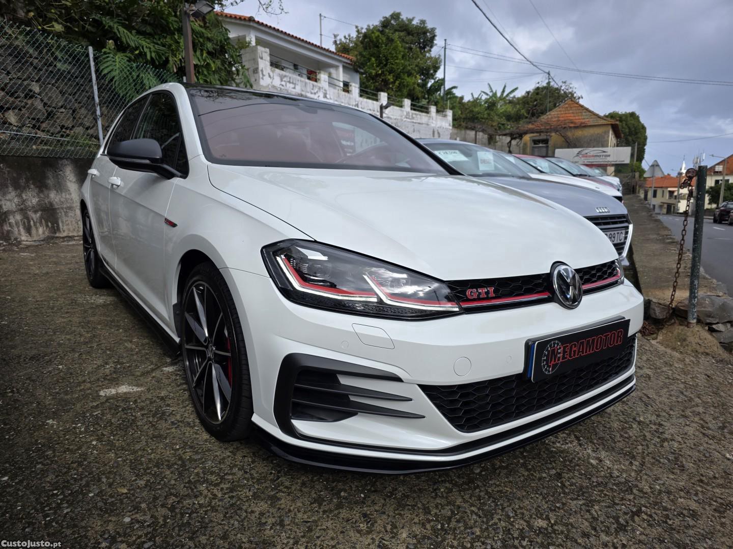 VW Golf 2.0 TSI GTi TCR DSG - 19 — photo 2