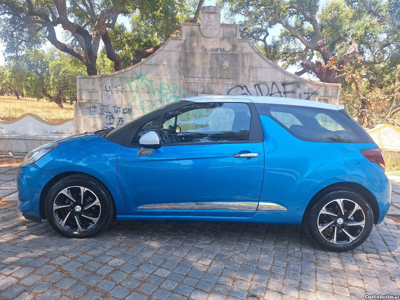 DS 3 3 1.6 BlueHdi 100 Performance Line — fotografia 6