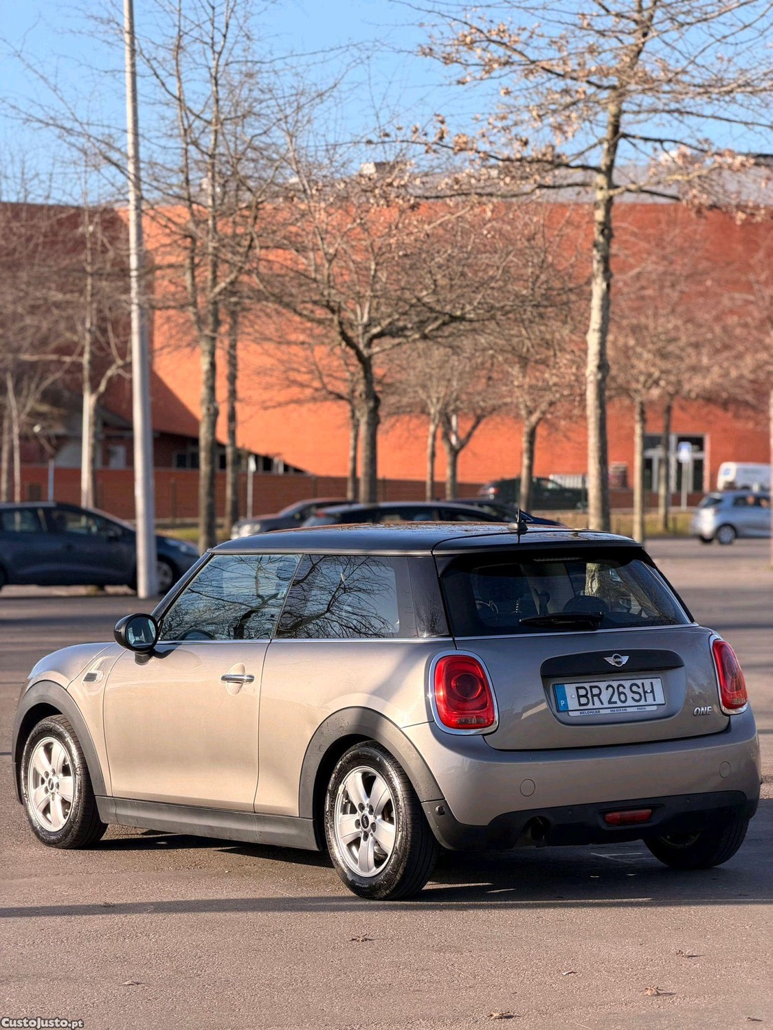 MINI One one — fotografia 4