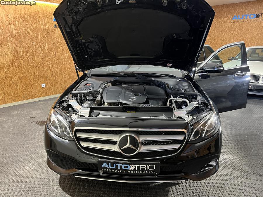 Mercedes-Benz E 220 d T 9G-TRONIC Avantg — fotografia 5