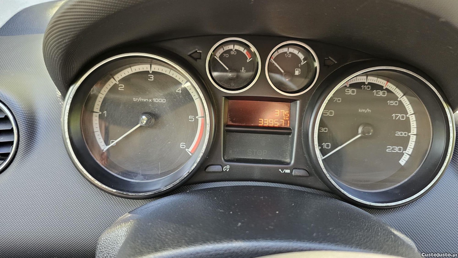 Peugeot 308 1.6 HDI - 11 — photo 2