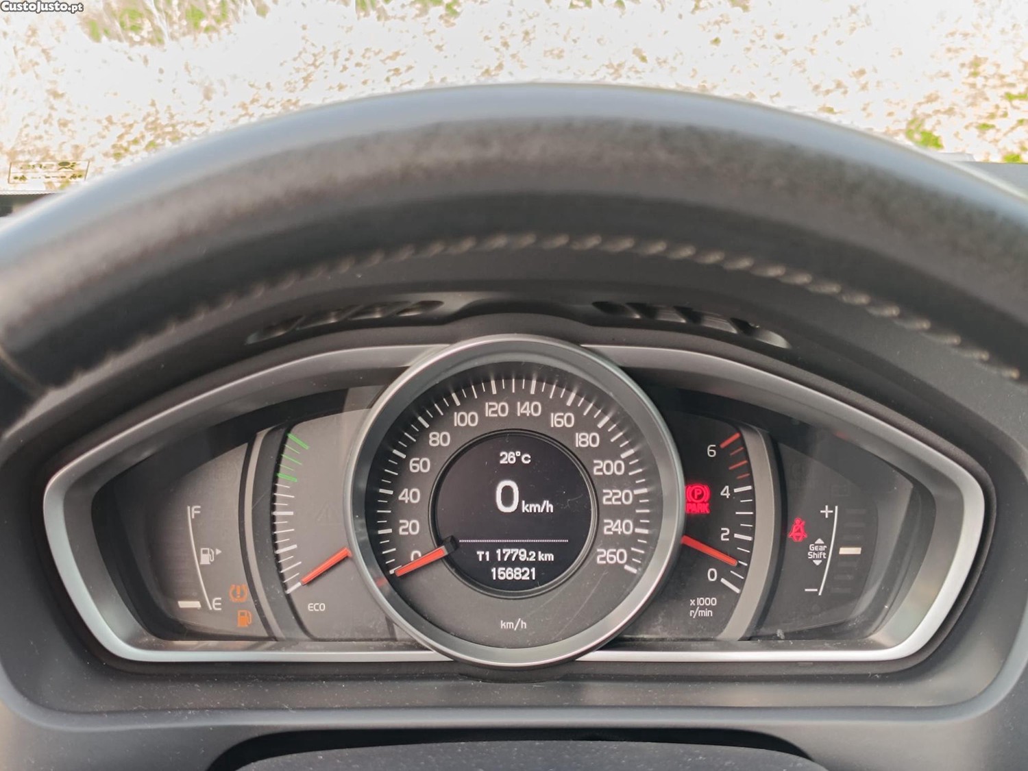 Volvo V40 D2 — fotografia 3