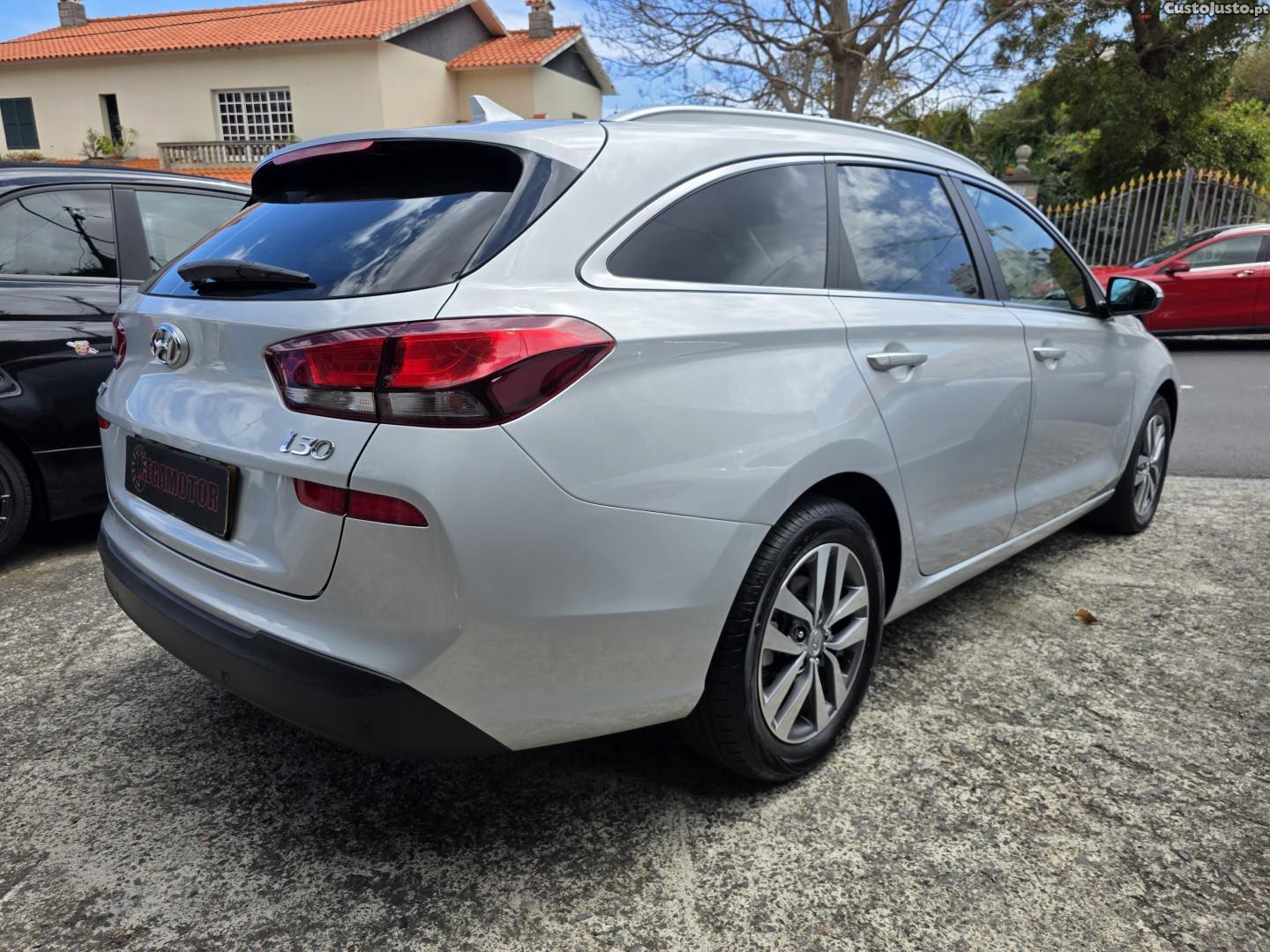 Hyundai i30 1.6 CRDi Style+Navi - 18 — photo 3
